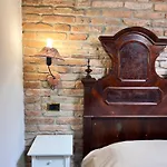 Corte Arcangeli فندق فيرّارا