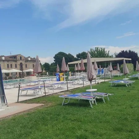 Hotel Corte Arcangeli 3*