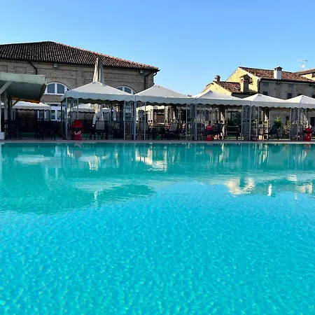 Corte Arcangeli Hotell 3*